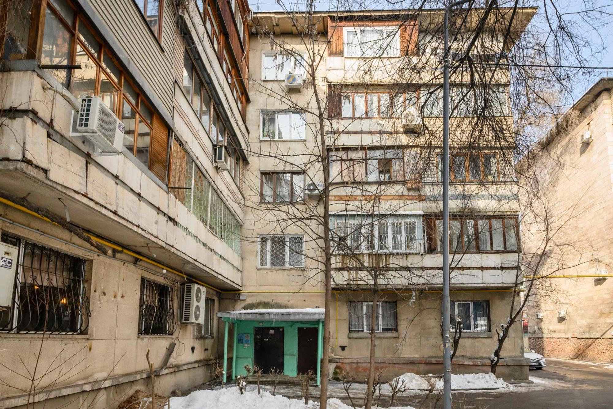 Mid-Century Charm Apartments В Центре Алматы Exterior photo