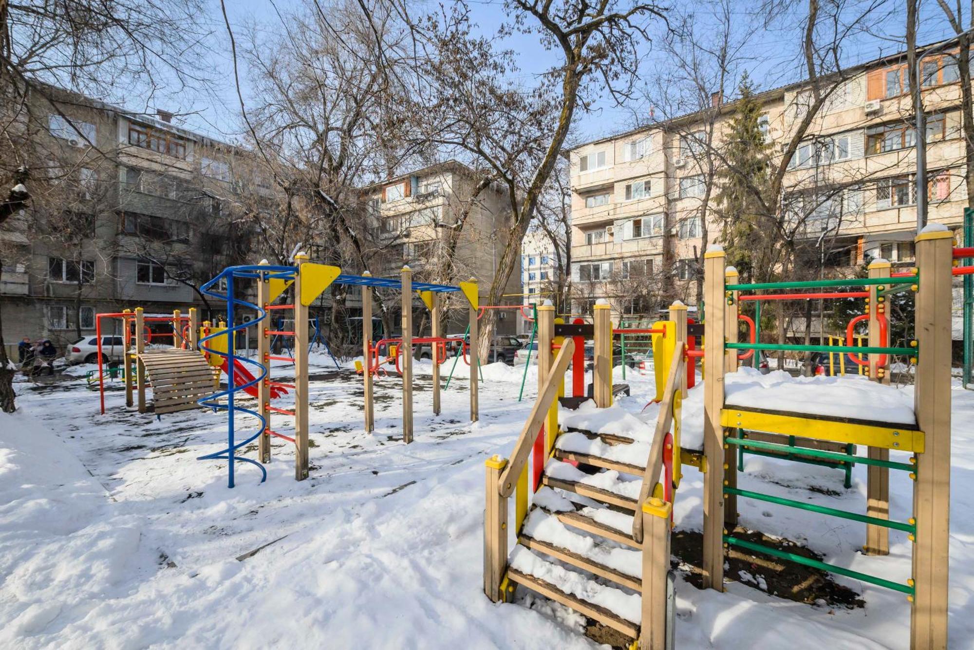 Mid-Century Charm Apartments В Центре Алматы Exterior photo